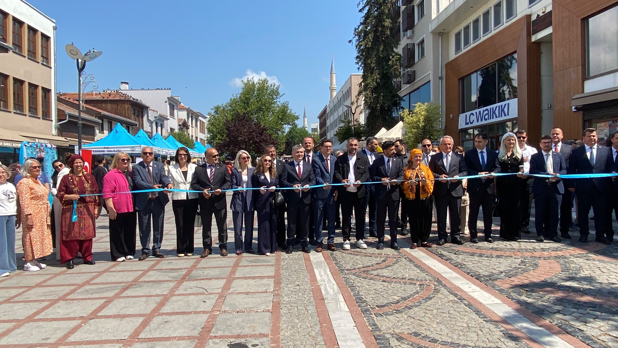 Türkiye genelinde her yıl 1 - 7 Haziran tarihleri arasında kutlanan Hayat Boyu Öğrenme Haftası, Edirne’de düzenlenen coşkulu bir programla kutlandı. 